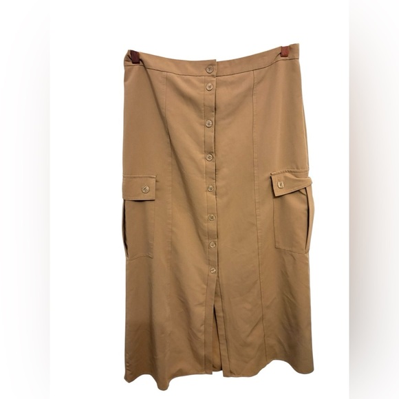 Elegant Tan Button-Front Pencil Skirt - Picture 1 of 3